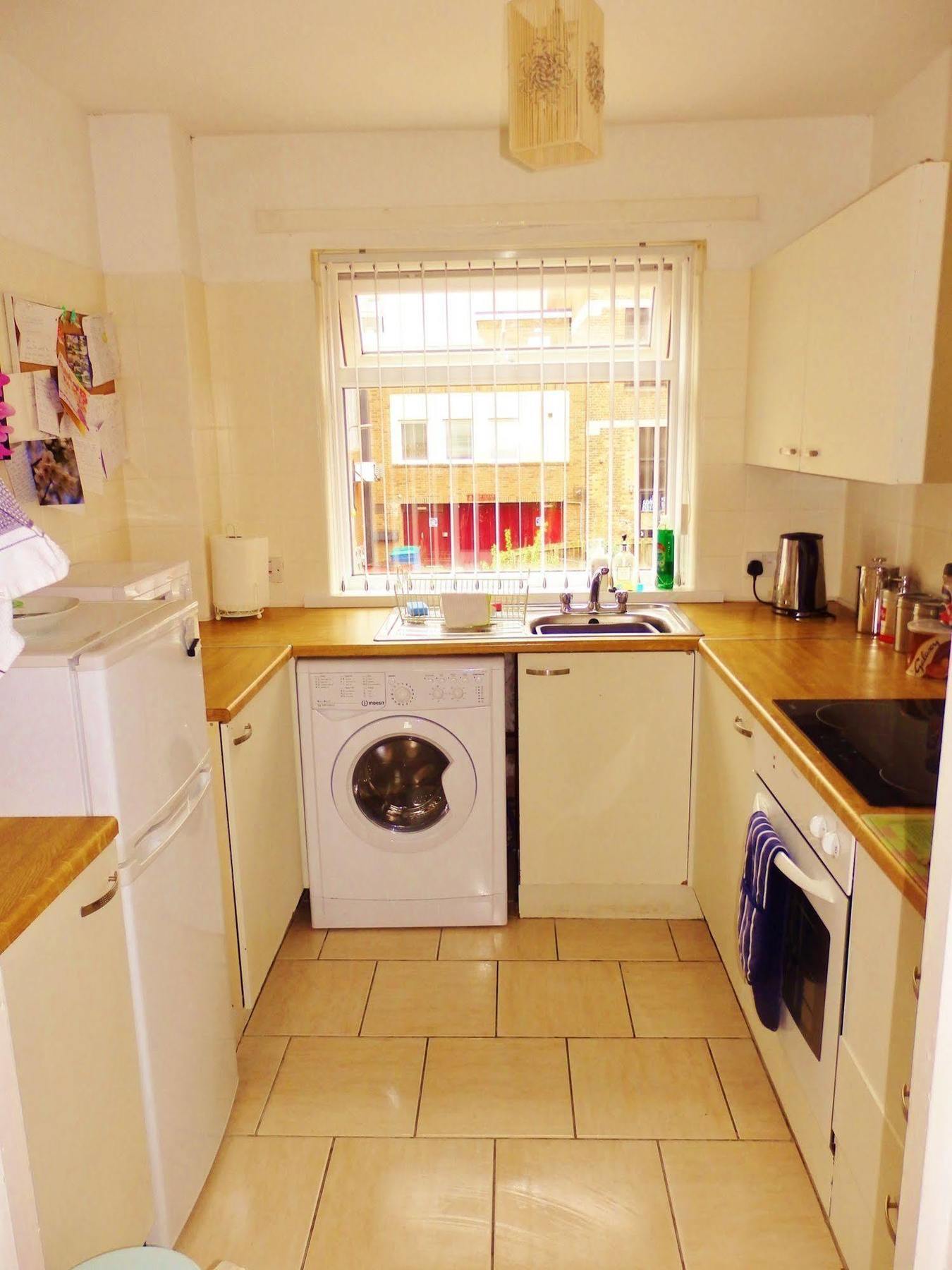 Perfect Central City Location - Parking - 3 Beds - 2 Bedrooms Belfast Buitenkant foto